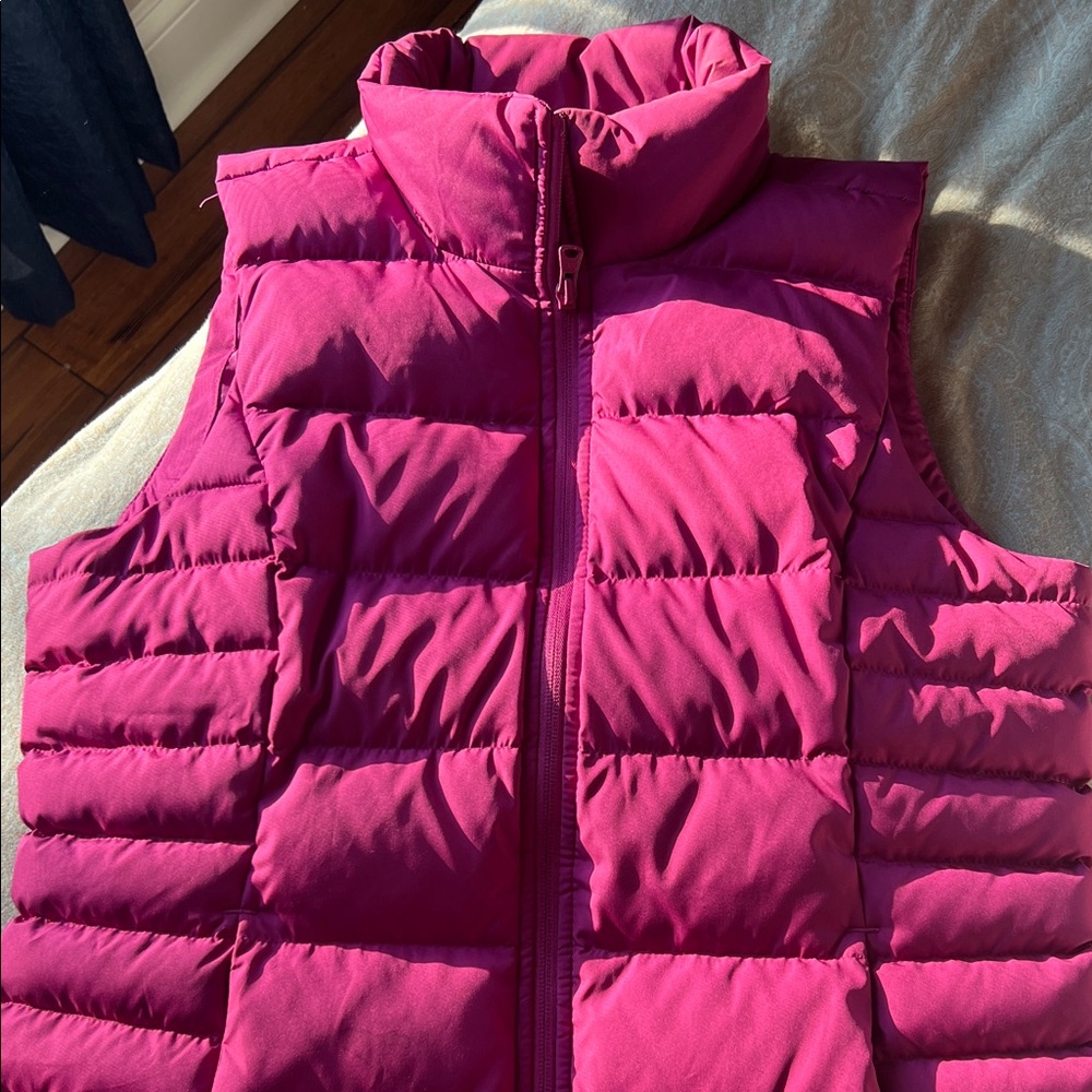 Lands' End Women’s Puffer Vest - Fuchsia pink